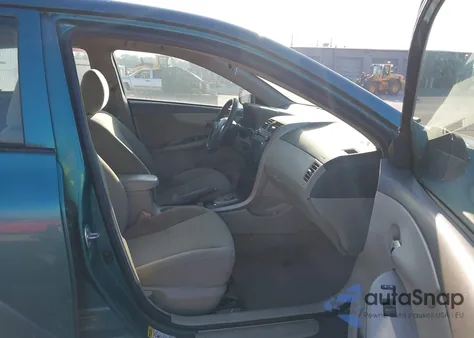 2010 Toyota Corolla Le z USA, uszkodzony, nr VIN 2T1BU4EE5AC507900